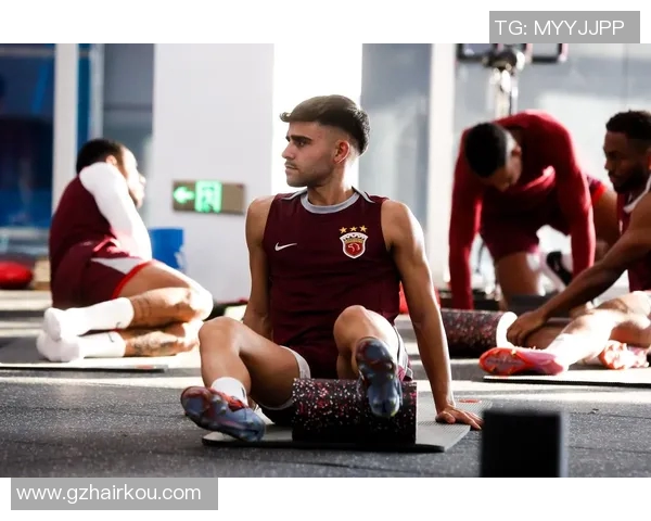 主场比赛中足球球迷情绪对球队表现的影响机制研究 主场比赛中足球球迷情绪对球队表现的影响机制研究