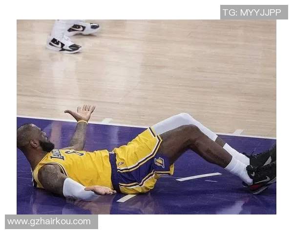 战术创新与团队重塑新教练如何释放詹姆斯潜力并带领湖人重回巅峰